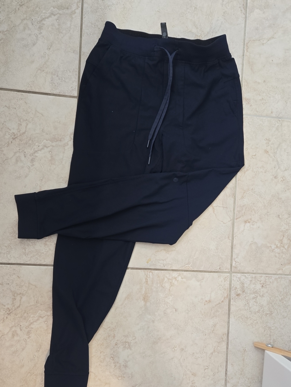 lululemon athletica Men's Dark Navy Jogger Sweatpants